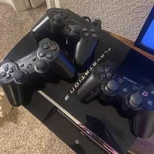 Sony PlayStation 3 Backwards Compatible Console in Black 60 GB